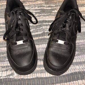 Nike Black Women's Sneakers